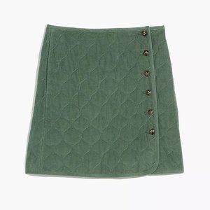 Madewell Women's Corduroy Quilted Button Down Mini Skirt Size 2 Green Valvet